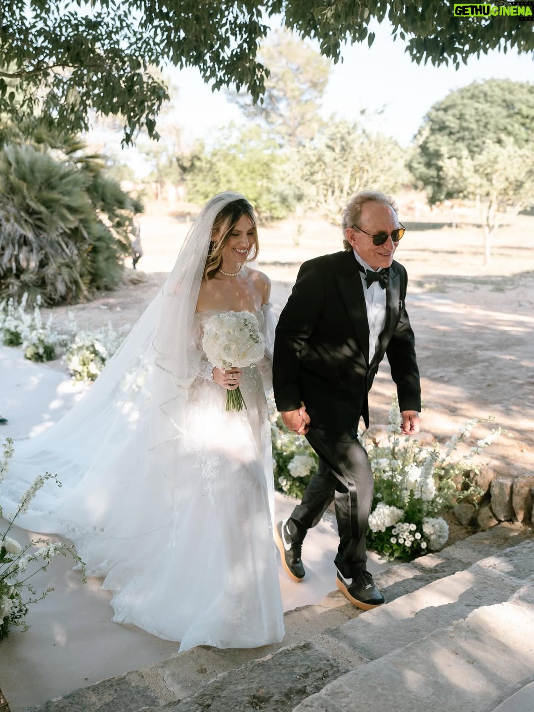 Lara Pictet - 8K Likes - Lara & Dorian driving off towards cocktail hour. 
What a weekend this incredible wedding was. I am ready to do it all again @lara_pictet & @doriandv 

Planner @mc.eventplanner 
Videographer @madeinvideo 
Brides dress @bertabridal 
Styling & design @enesenciadesigns