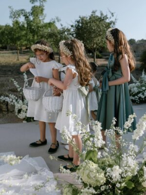 Lara Pictet Instagram - Lara & Dorian driving off towards cocktail hour. 
What a weekend this incredible wedding was. I am ready to do it all again @lara_pictet & @doriandv 

Planner @mc.eventplanner 
Videographer @madeinvideo 
Brides dress @bertabridal 
Styling & design @enesenciadesigns