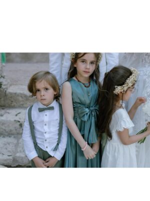 Lara Pictet Instagram - The beautiful Lara & Dorian got married at their families private estate on the magical island of Mallorca. Over 270 guests travelled in for this multiple day wedding planned by @mc.eventplanner 

I looked forward to this weekend all year and I am sad it’s over! I loved every moment of it. 
@lara_pictet 

Planner @mc.eventplanner 
Videographer @madeinvideo 
Styling & design  @enesenciadesigns @quintaesenciarentals 
Brides dress @berta