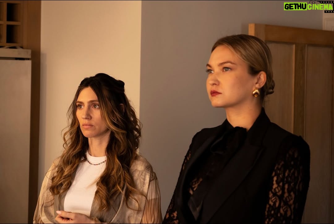Lara Pictet - 7.7K Likes - ＡＫＡＲＡ 
Succession Meets black mirror Meets the matrix.
Led by Women. 

Coming to you soon… 👀