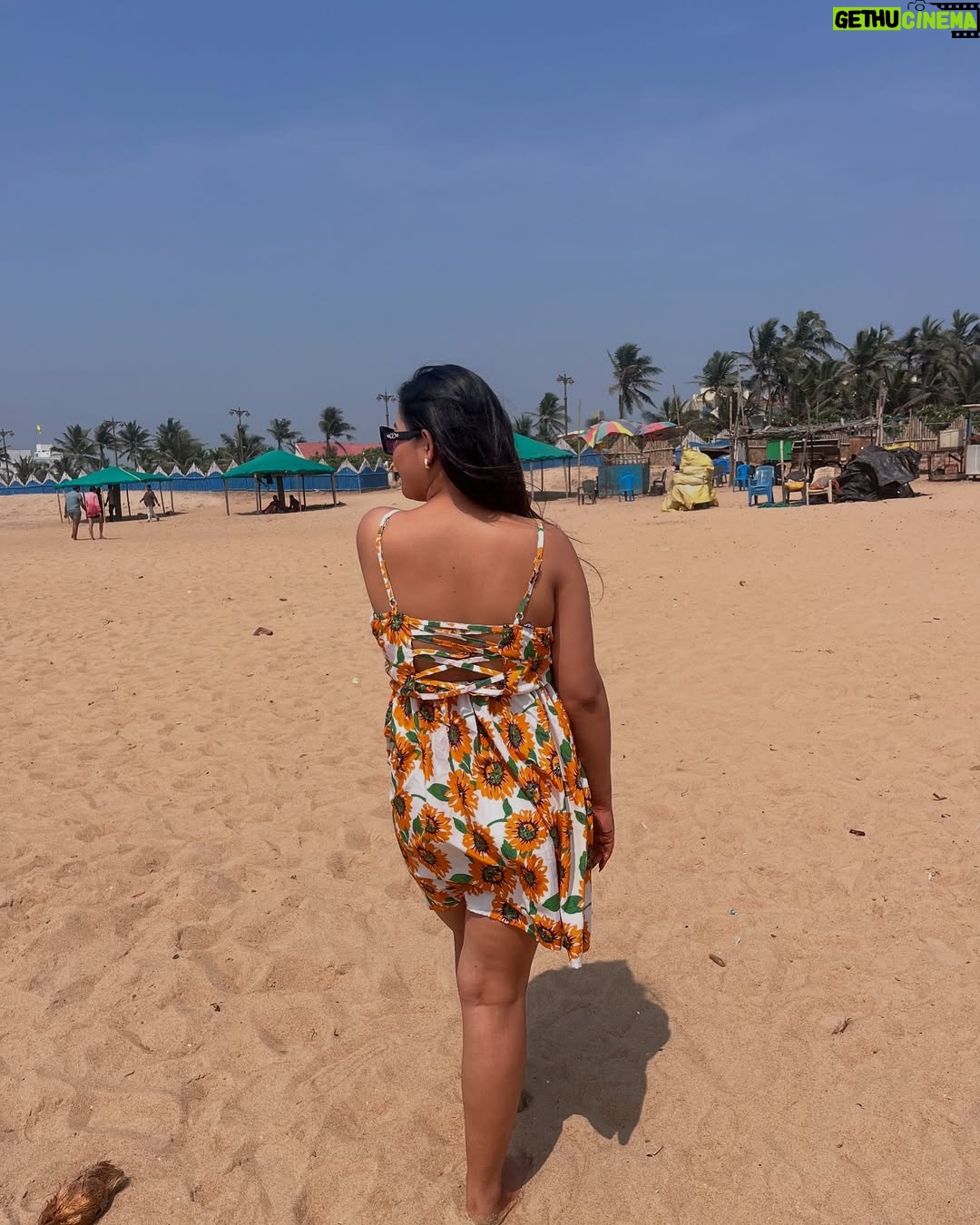 Lata Barman - 401 Likes - Beach vibes 🏖️ 🏝️ ❤️