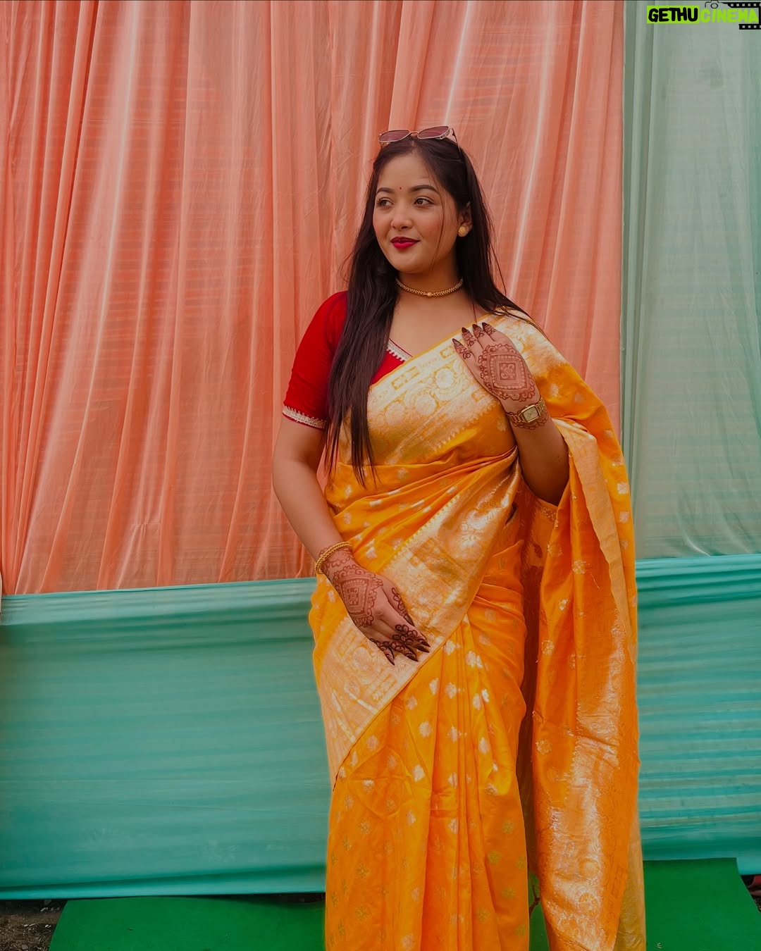 Lata Barman - 411 Likes - Haldi💛

.
#weeding  #haldiceremony #haldillook #bengaliwedding #bengali #reels #feelitreelit #reelitfeelit❤️❤️