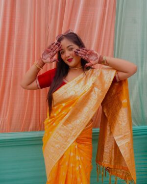 Lata Barman Instagram - Haldi💛
.
#weeding #haldiceremony #haldillook #bengaliwedding #bengali #reels #feelitreelit #reelitfeelit❤️❤️