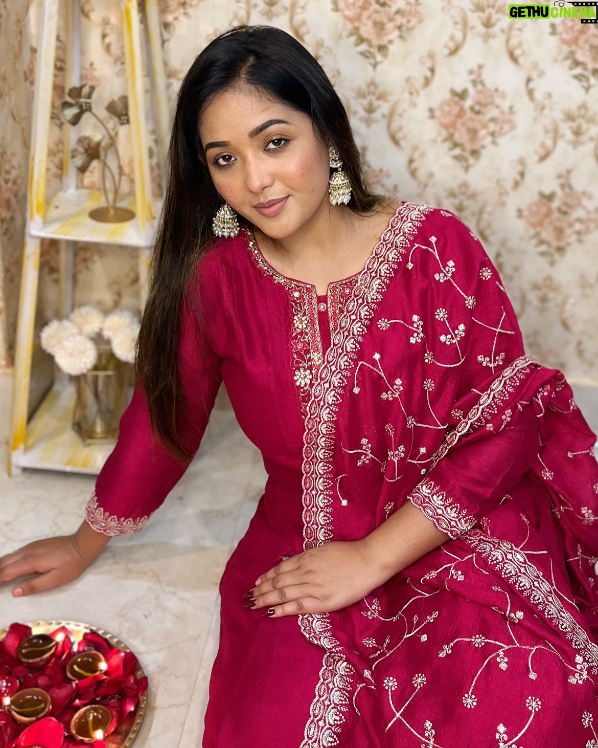 Lata Barman - 758 Likes - Happy Diwali❤️/শুভ দীপাবলি❤️