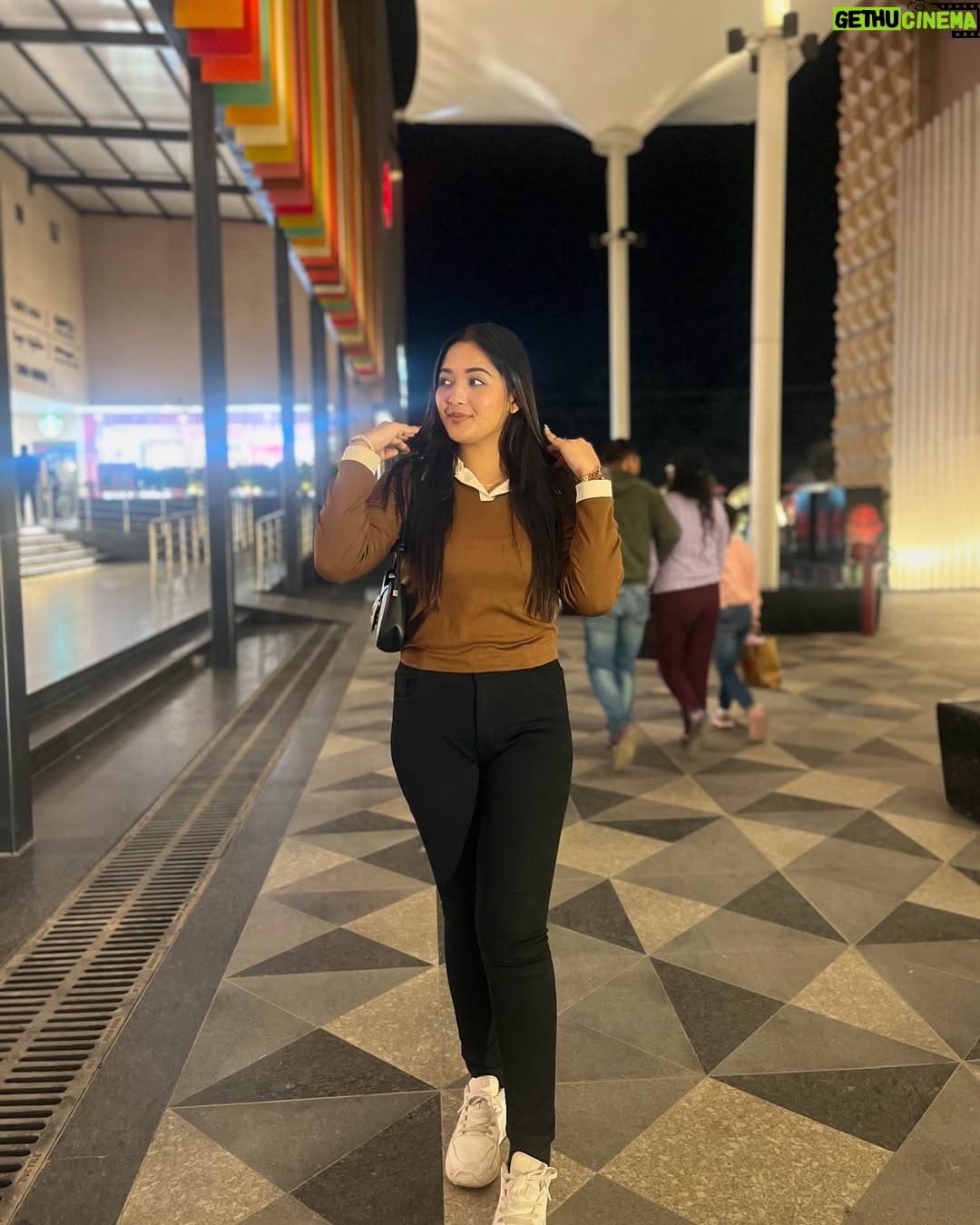 Lata Barman - 659 Likes - ✨🧿