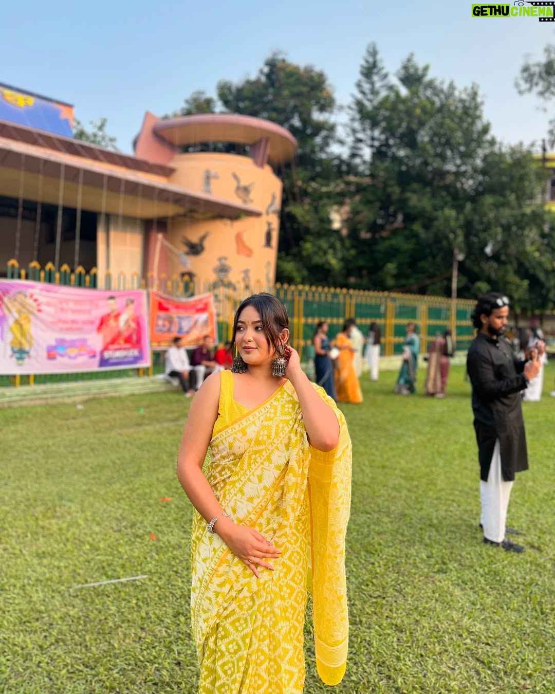 Lata Barman - 784 Likes - Asthami Sakal❤️