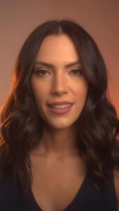 Actress Laura Chimaras HD Photos and Wallpapers October 2025
