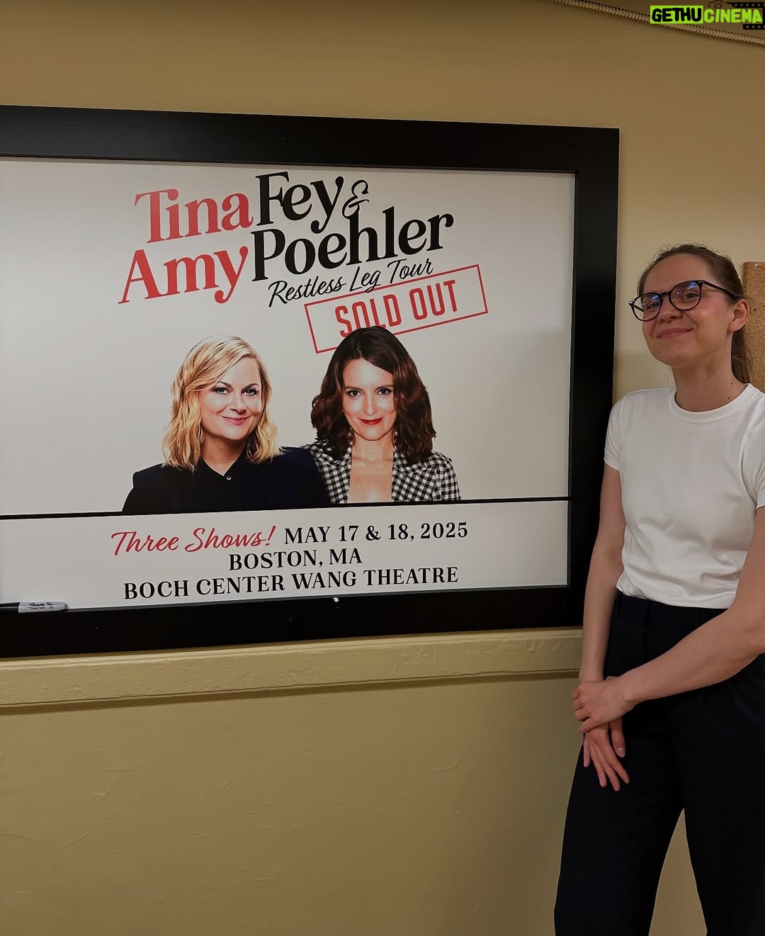 Laura Ramoso - 99.3K Likes - We needed to even out the height difference somehow 🥰 soo my comedy idols asked me to open for them over the weekend and I think I’m good to retire now. Thank you Tina & Amy & Rachel for 4 unforgettable shows, and for being so loving, so kind, so funny, so inspiring. Bye everyone, my heart has exploded!!!!