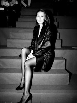 Laura Smet Instagram - Merci @etam 🤍