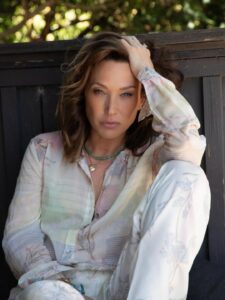 Actress Laura Smet HD Photos and Wallpapers September 2025