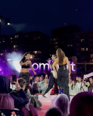 Laura Tesoro Instagram - Zomerhit finale ✨