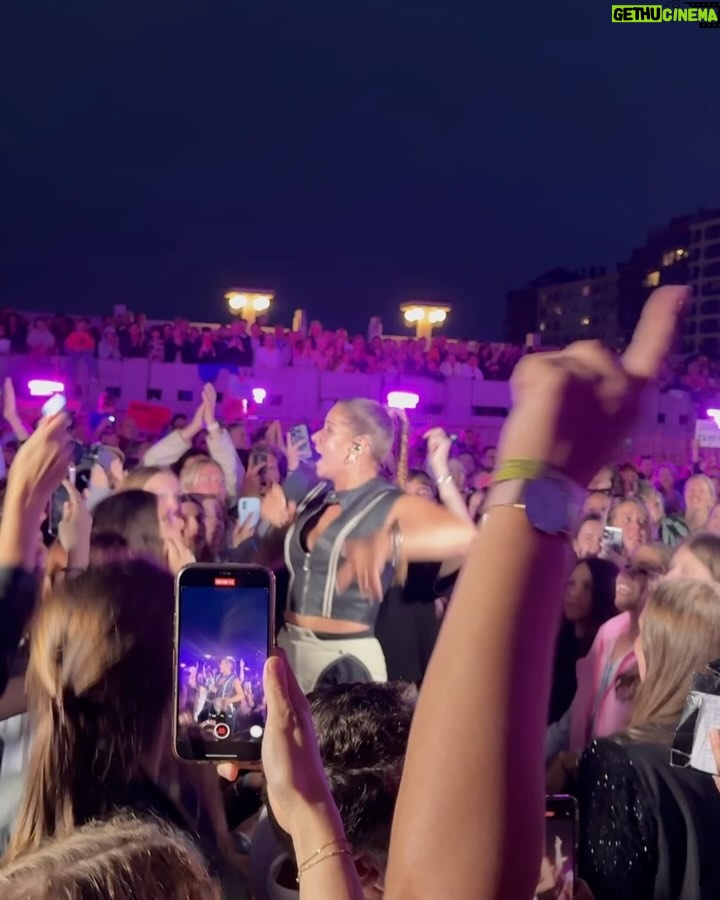 Laura Tesoro - 3 Likes - Zomerhit finale ✨