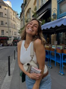Actress Laury Thilleman HD Photos and Wallpapers October 2025