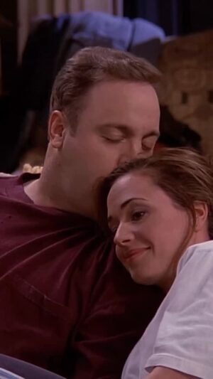 Leah Remini Instagram - Sometimes even Carrie Heffernan likes to be calm and cozy. 

Thank you to all of our fans for 27 years of the King of Queens!