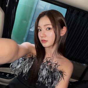 Lee Eun-saem Instagram - 백제나 김혜인한테 왜그랬어 ? 설명해.