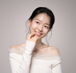 Lee Shi-a Instagram - <두 번째 라이브 공지>
25년 6월 8일, 일요일 오후 4시 이시아 유튜브에서 진행

1부 : 소통 방송
2부 : 시청자와 함께하는 스타크래프트(유즈맵 입구막기, 생컨 등) 방송이에요!

그럼, 6월 8일 일요일 오후 4시에 만나요❤️