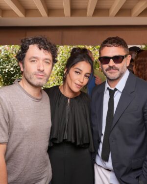Leïla Bekhti Instagram - Cannes entre amis @alexandremattiussi9 🤍 
Bravo et merci @amiparis partenaire de la @semaine_de_la_critique 
Bravo à @ratchapoomb pour le prix Ami pour son premier film A Useful Ghost ✨