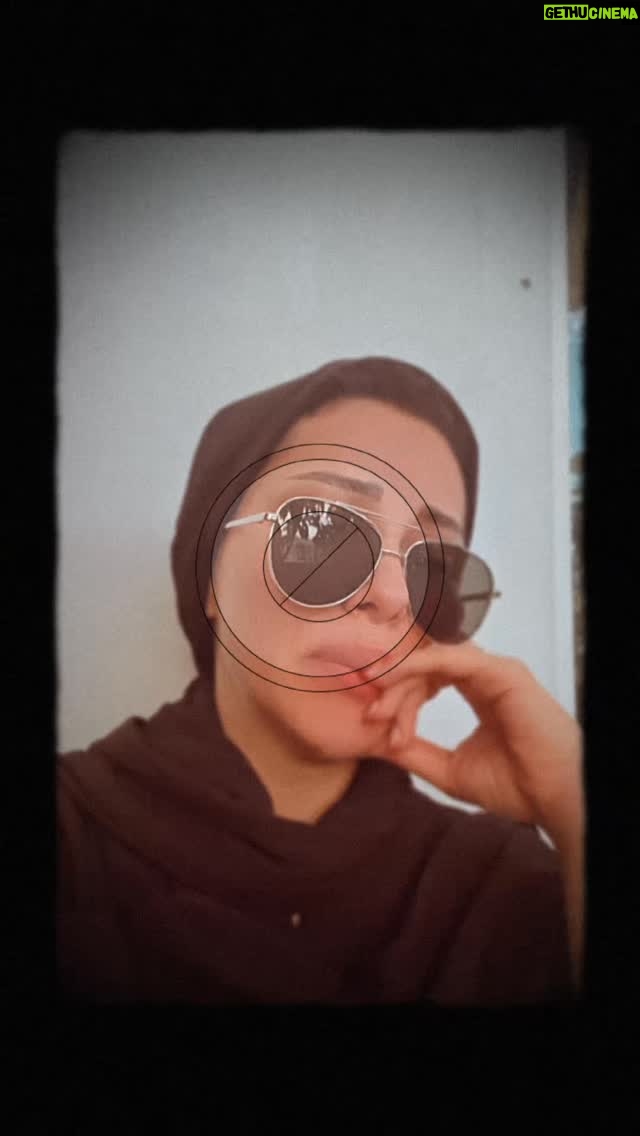 Leila Otadi - 26.5K Likes - دکلمه ی کوچیکی که در خلوت،
از دل برخاست و همراه اشک بود ،
امیدوارم دراین روزهای سخت به دلتون بشینه 
🥹🥲
برای اون عزیزانی که معنیش رو نمیدونن مینویسم:
کسی که وطنش رو دوست نداره انسان نیست
اگرم انسان باشد ،وجدان ندارد
عشقِ محبوبِ قلب من ،وطنم است وطنم است،وطنم
#ایران #iran ♥️ #leilaotadii  #لیلااوتادی