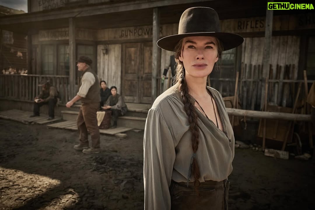 Lena Headey - 146.1K Likes - lena headey and gillian anderson playing powerful matriarchs of two warring families?!? say. less.

THE ABANDONS premieres december 4

📸: @matthiasclamer
