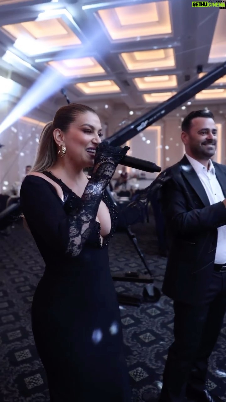 Leonora Jakupi - 9.1K Likes - @leonorajakupi @asimgashi1 🔥🔥
