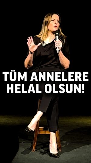 Lesli Karavil Instagram - Tüm annelerimize ve anne adaylarımıza helal olsun… Bu ülkede sevgiyle, sabırla ve güçle ayakta duran herkese… İyi ki varsınız, iyi ki buradasınız. Hepinize helal olsun! #annegibisiyok #içerdekadınstandupçıvar #keşfet #keşfetteyiz