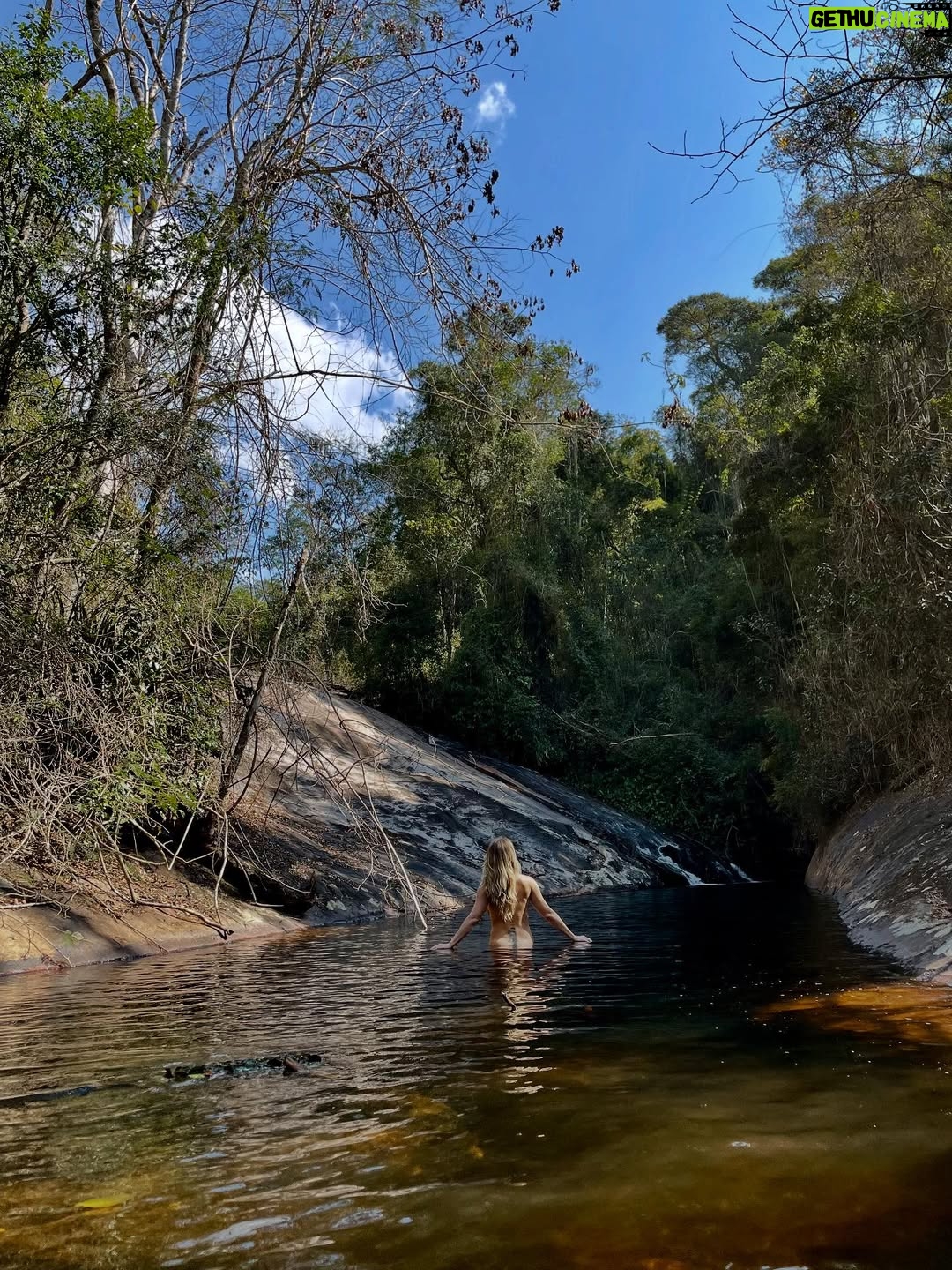 Leticia Spiller - 71.6K Likes - Alguns registros para dizer que somos ela 💚🍀🍃☀️🙏🏽 #natureza 

#diadanatureza é todo dia