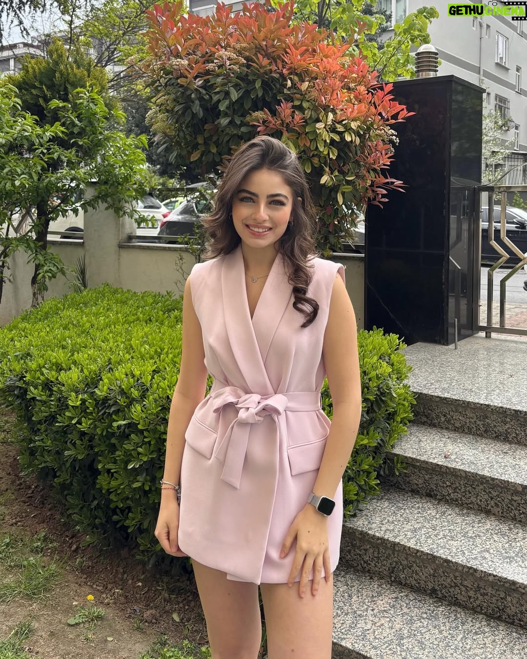 Leya Kırşan - 339K Likes - I’m in my pink era🎀