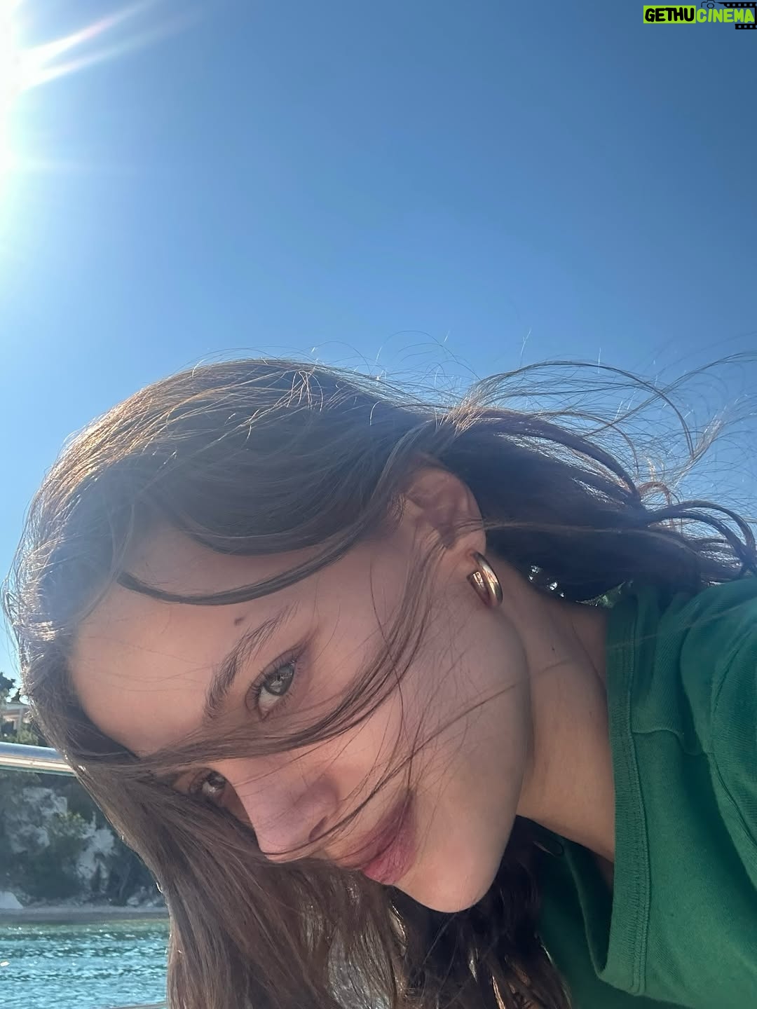 Leyla Tanlar - 96K Likes - 