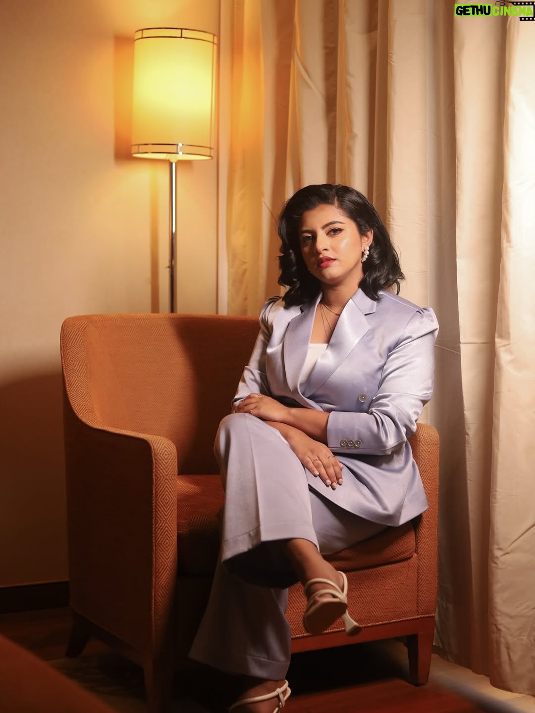 Lijomol Jose - 8.5K Likes - ✨

Photo: @limelightcapture
Outfit: @houseofmesscal
Styling: @caffeinated_stylist
Makeup: @tonythemakeupartist
Nails: @fingertipskakkanadkochi
Special thanks : @ajoshkjoy @_joe_elizabeth