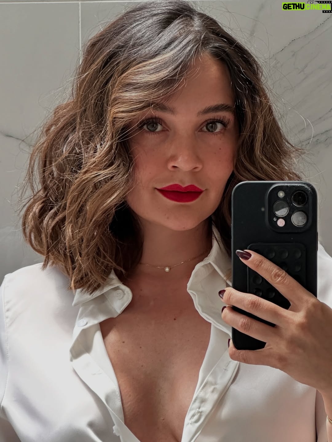 Lina Tejeiro - 318K Likes - @corajebylinatejeiro