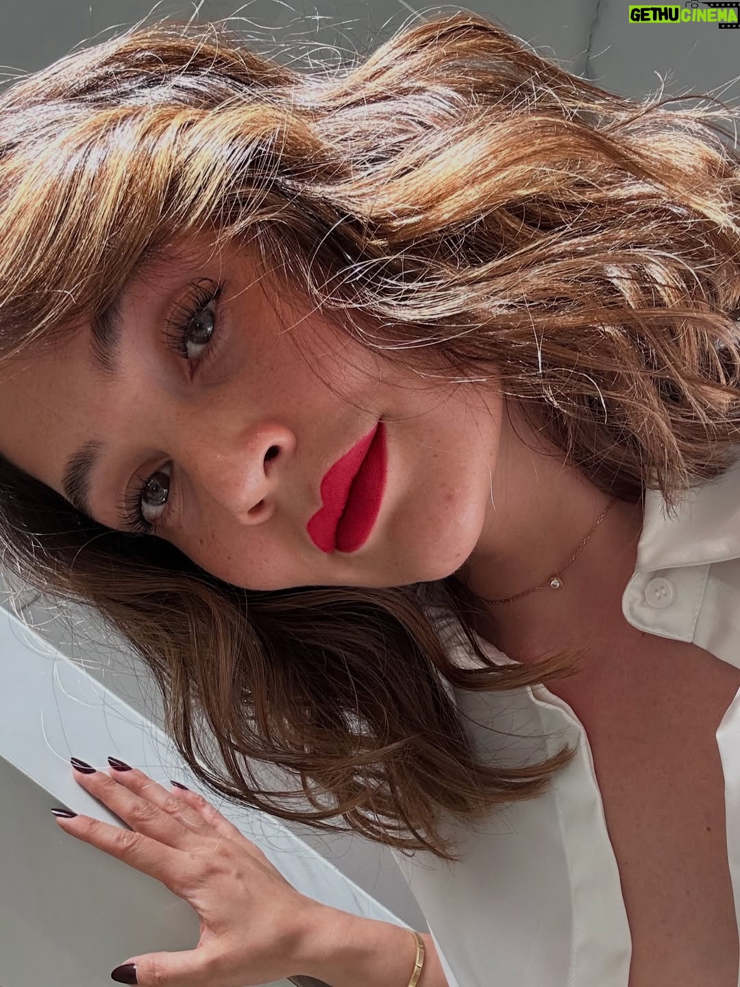 Lina Tejeiro - 318K Likes - @corajebylinatejeiro