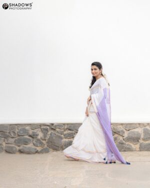 Lisha Chinnu Instagram - Onam shoot 🌺
.
.
Saree (brand) @the_nooll_company
Blouses @labelswarupa
Photographer @ajay_shadowsphotography @shadowsphotographyy
Muah @jay_chennai_makeupartist
Jewellery @girltreasures_gt