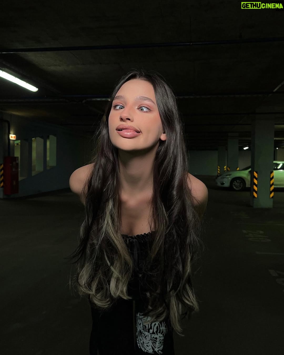 Liza Anokhina - 276.8K Likes - 