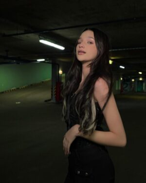 Liza Anokhina Instagram - 