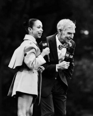 Liza Koshy Instagram - SCIENCE RULES 🥹 and GOALS ACHIEVED 🌍 TO END GLOBAL POVERTY with @glblctzn • Co-hosting the GCFestival is an absolute honor & is the most joyful restoration of my hope & soul battery. Thank you @hughcevans for your beautiful leadership and thank you @billnye for passionately empowering us through every age… Cheers, to the work done & all the more to come.