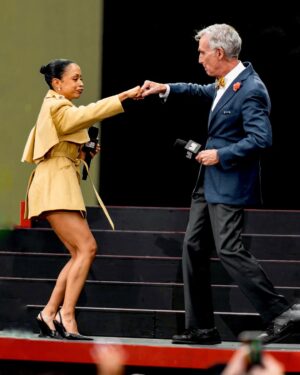 Liza Koshy Instagram - SCIENCE RULES 🥹 and GOALS ACHIEVED 🌍 TO END GLOBAL POVERTY with @glblctzn • Co-hosting the GCFestival is an absolute honor & is the most joyful restoration of my hope & soul battery. Thank you @hughcevans for your beautiful leadership and thank you @billnye for passionately empowering us through every age… Cheers, to the work done & all the more to come.