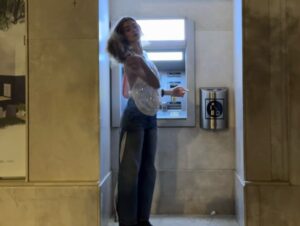 Actress Lizzy Greene HD Photos and Wallpapers August 2025