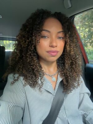 Logan Browning Instagram - 👩🏽‍🦱 ✂️ 🦁 

thank you @hairbyreema 🙌🏽🙌🏽🙌🏽