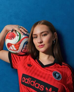 Lola Tung Instagram - Trionda is here. The new ball for the @fifaworldcup 2026 just landed✨
#createdwithadidas #FIFAWORLDCUP