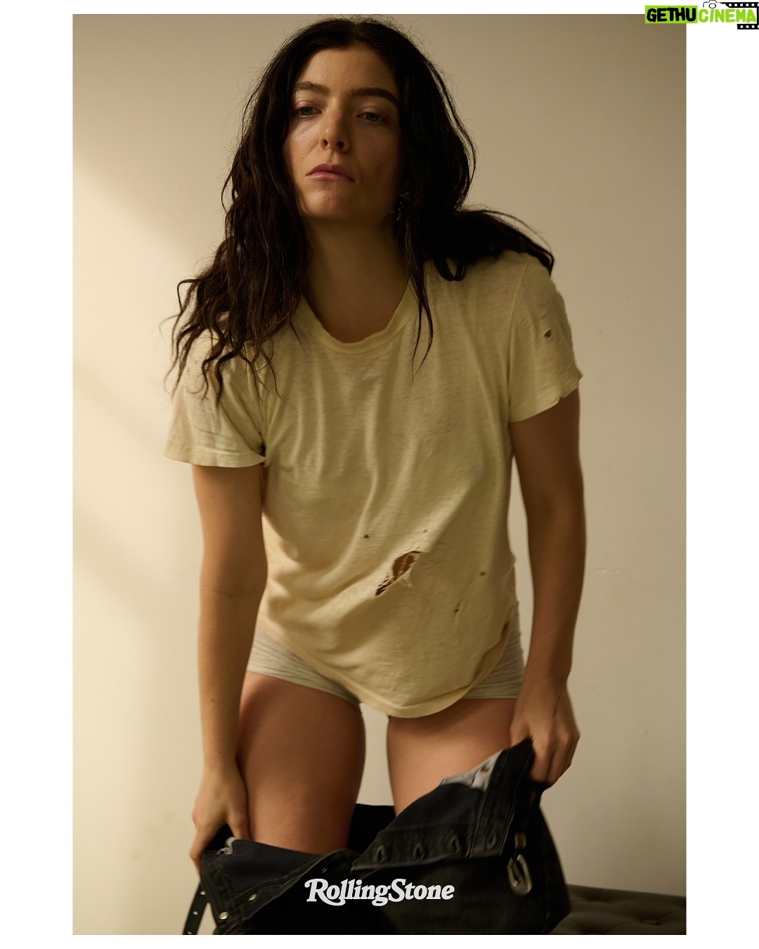Lorde - 533K Likes - Me for Rolling Stone, shot by one of my best friends, Theo Wenner. This is soooo special to me. Theo has an incredible way of seeing into people, he calls me the hawk lol but I often feel like he’s the one seeing me far clearer than I see myself. In his photos and this beautiful story by Brittany Spanos I recognise the young bean I am right at this moment and I love her and am proud of her. It’s beyond an honour to be on a cover like Rolling Stone’s when it feels this textured and true. Thank you so much