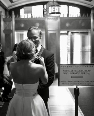 Louise Lombard Instagram - NY City Hall ✈️ Paris❤️ 💍