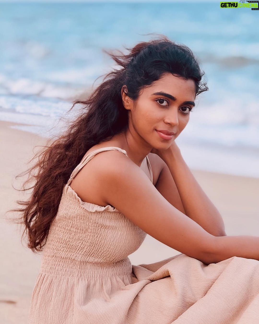 Lovelyn Chandrasekhar - 3.6K Likes - 🐚 🌊

📸: @namritha.mv