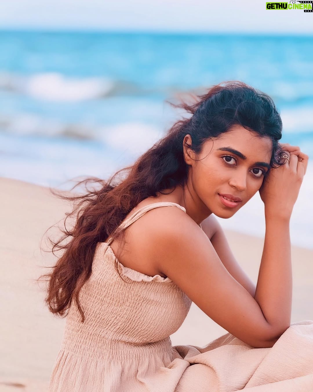 Lovelyn Chandrasekhar - 3.6K Likes - 🐚 🌊

📸: @namritha.mv