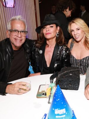 Luann de Lesseps Instagram - Sirius good times with the OGās šCongratulations @radioandyinsta on 10 years! š āØ
#RHONY