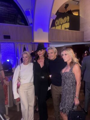 Luann de Lesseps Instagram - Sirius good times with the OGās šCongratulations @radioandyinsta on 10 years! š āØ
#RHONY