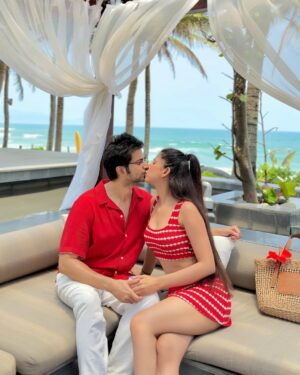 Luckii Instagram - Love looks good on US 👩🏻❤️💋👨🏻❤️
.
.
#couple #love