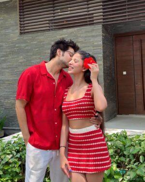 Luckii Instagram - Love looks good on US 👩🏻❤️💋👨🏻❤️
.
.
#couple #love