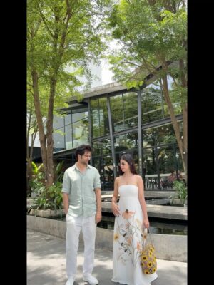 Luckii Instagram - Collecting memories in every corner of the world, together 💕🏝️
.
.
#couple #love #couplegoals #couplelove
