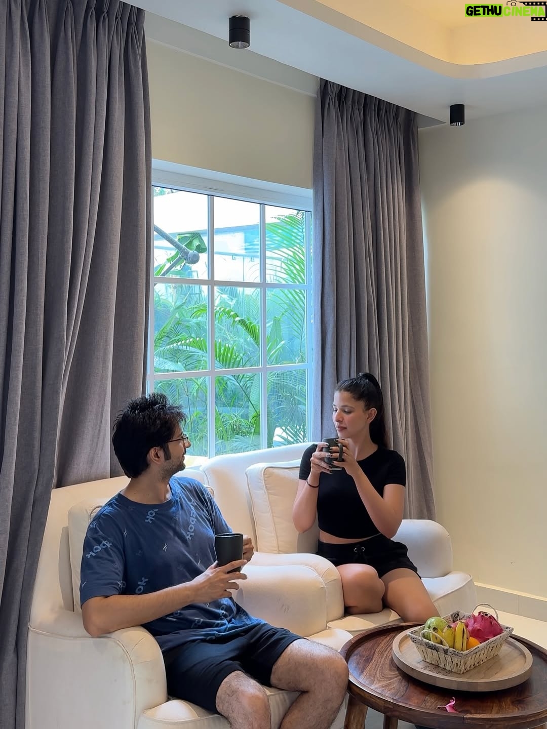 Luckii - 5.4K Likes - A slow dreamy day at our Villa in GOA 🌴👩🏻‍❤️‍💋‍👨🏻 
.
.
#couple #love