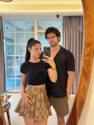 Luckii Instagram - A slow dreamy day at our Villa in GOA 🌴👩🏻❤️💋👨🏻
.
.
#couple #love